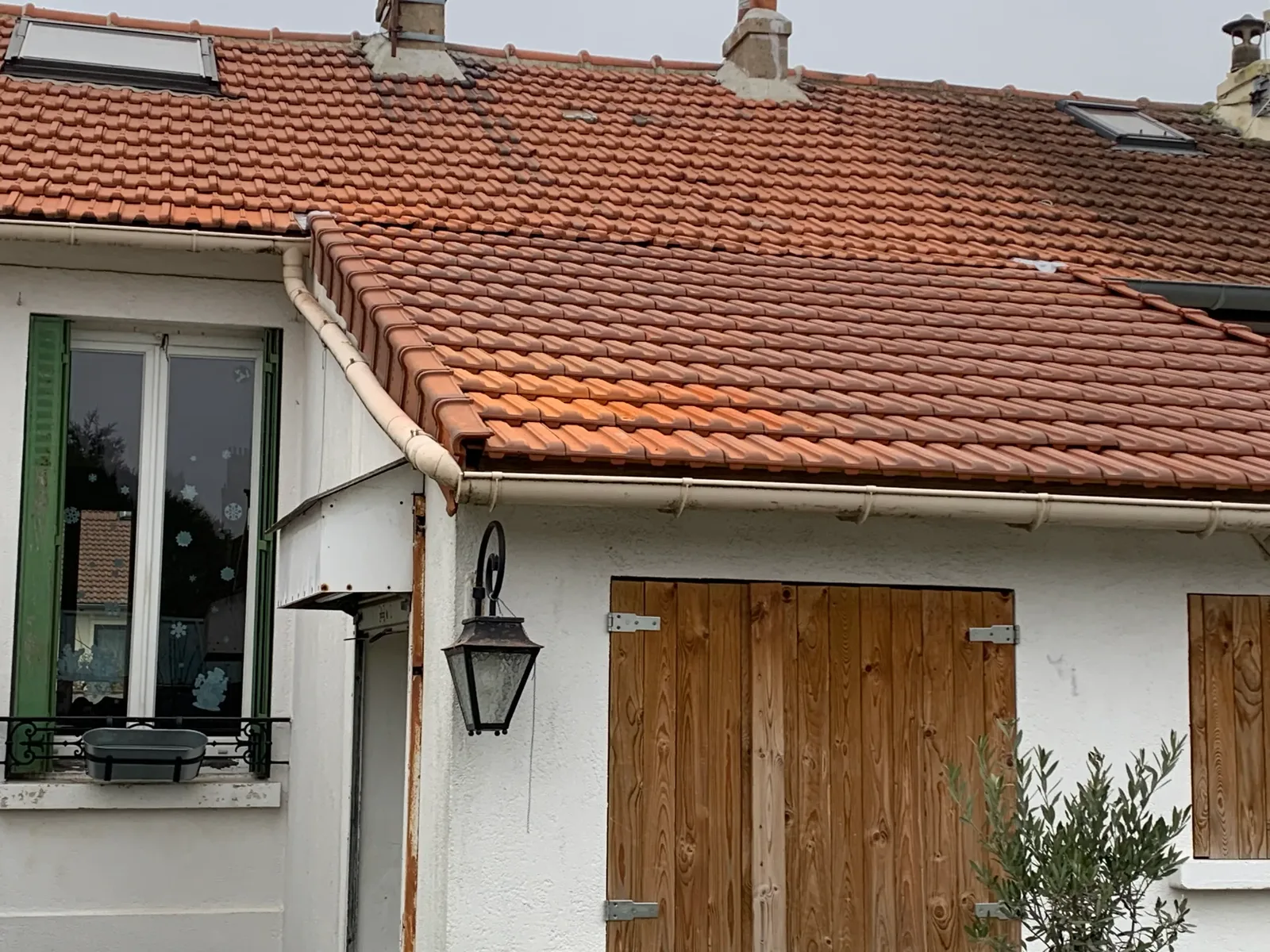 Façade enduite et toiture neuve